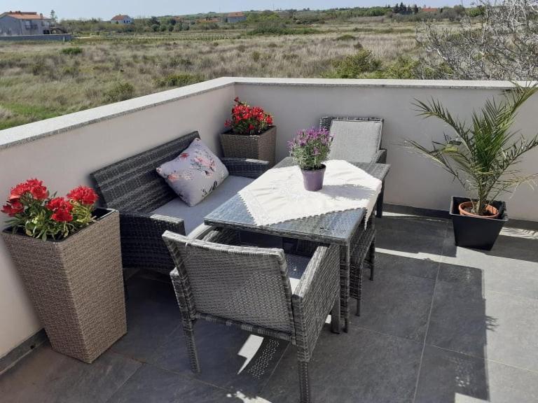 Apartman Sunce Nin Exterior foto